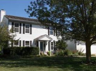 N109W16342 Hawthorne Dr, Germantown, WI 53022