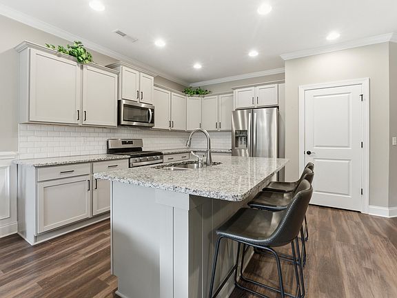 5th image of 8489 Cherrybark Ln