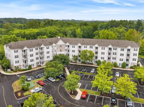21 Hampshire Rd APT 105, Methuen, MA 01844