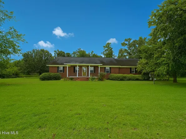 2521 Peanut Worley Road, Cerro Gordo, NC 28430