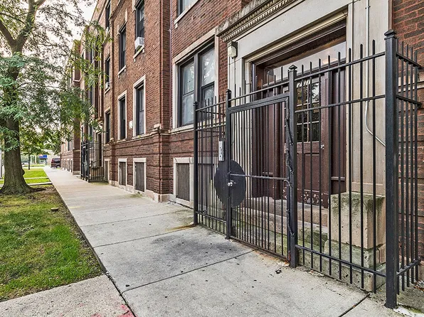 6000 S Prairie 221 E 60th Street Chicago, IL 60637