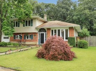 49 Sunset Dr, Howell, NJ 07731