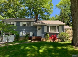 168 Leach Ave, Park Ridge, NJ 07656