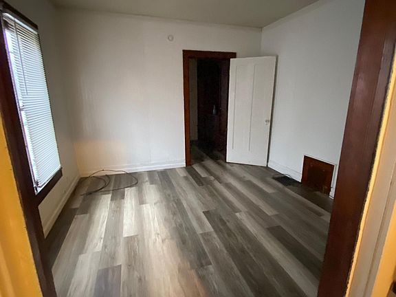 4th image of 1607 Elwood St APT D