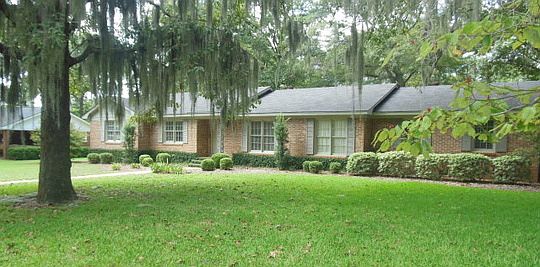 1st image of 429 Forest Glen Dr