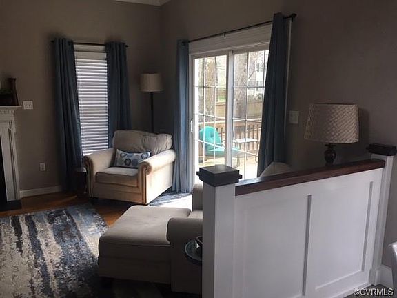 3rd image of 2804 Cody Pl