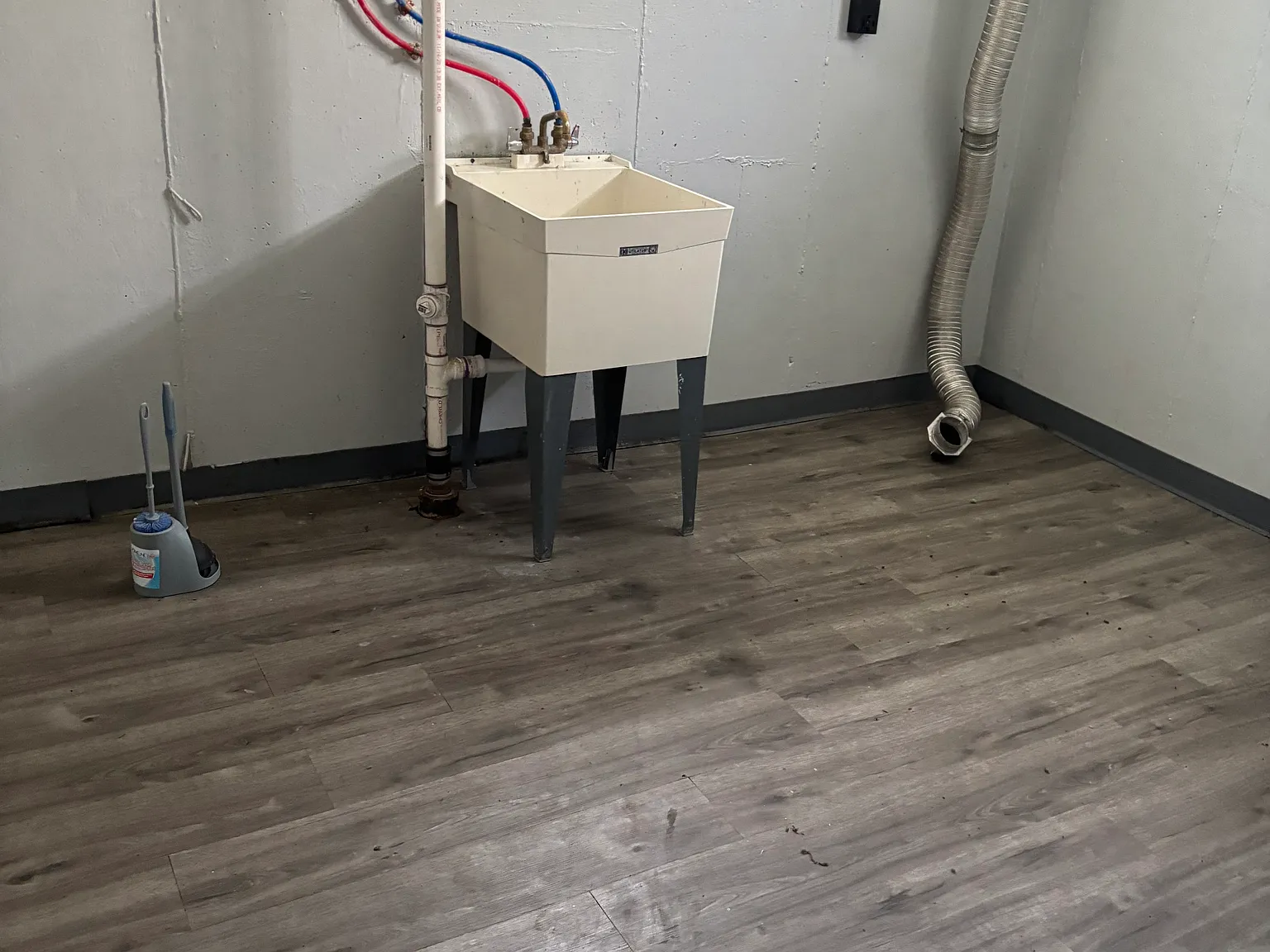 3 bed, 1100 sqft, $1,500 — Photo 4