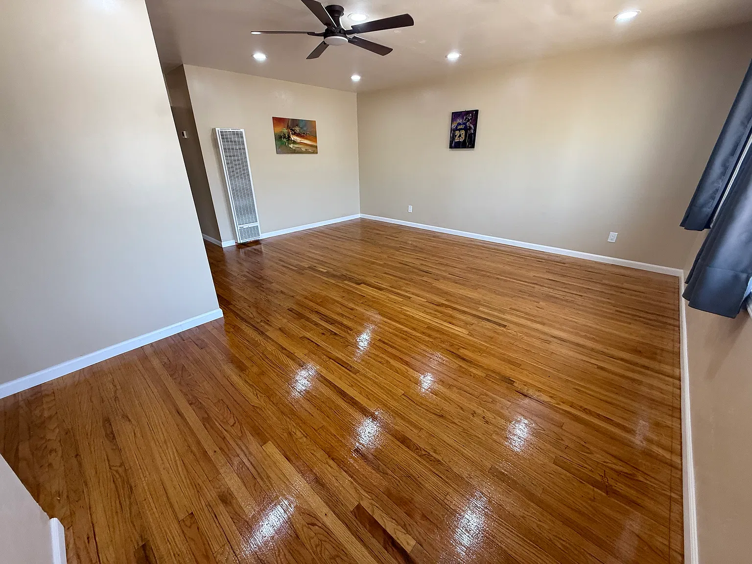 5 bed, 2.5 bath, 1800 sqft, $8,245 — Photo 3