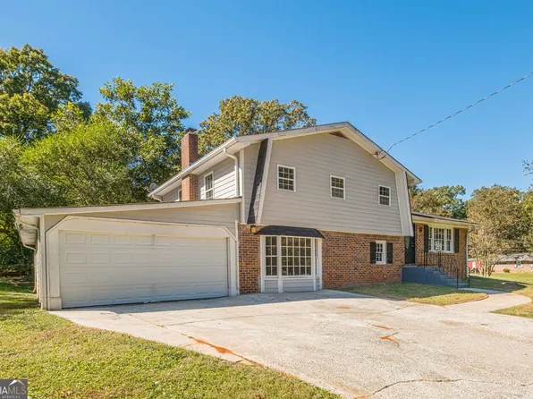 1798 Dogwood Ct, Snellville, GA 30078