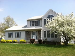 2 Garton Ct, Hamilton, NJ 08691