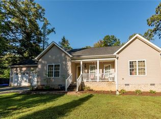 3817 Edgewood Terrace Dr, Greensboro, NC 27406