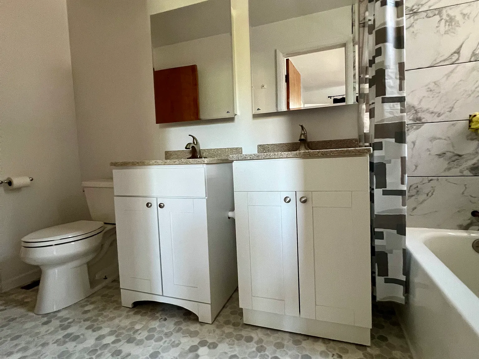3 bed, 1000 sqft, $1,600 — Photo 4