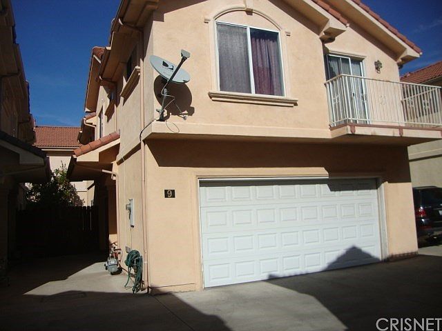 1st image of 14627 Gledhill St APT 9