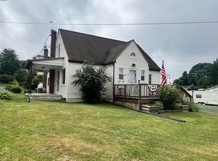 3153 Carlisle Rd, Gardners, PA 17324