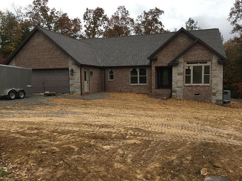 1st image of 146 Forest Hill Dr
