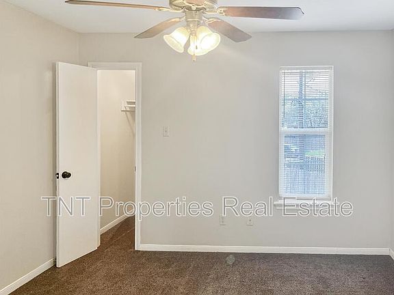 2nd image of 1811 Woodsman Dr #B