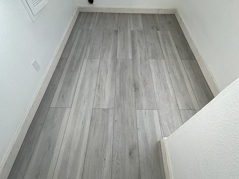 13831 Manor Dr — Photo 21