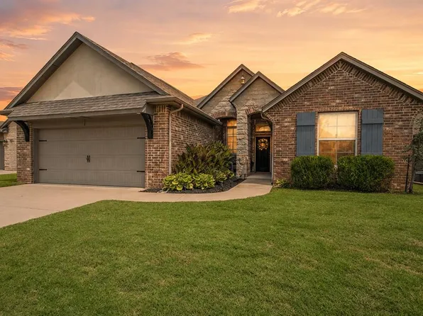 905 NW 189th Cir, Edmond, OK 73012