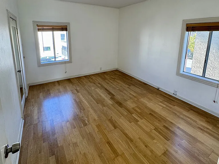 665 Imogen Ave — Photo 7