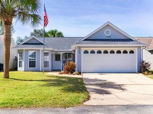 100 Meadowbrook Ct, Niceville, FL 32578
