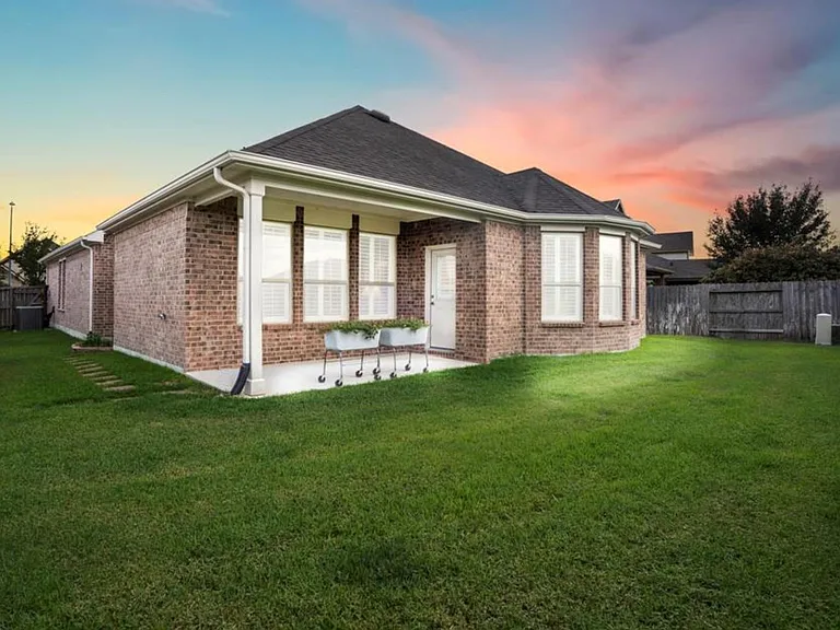 28254 Natalie Bend Rd — Photo 37