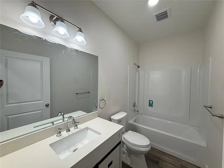 4444 E Texas Rd #4 — Photo 12