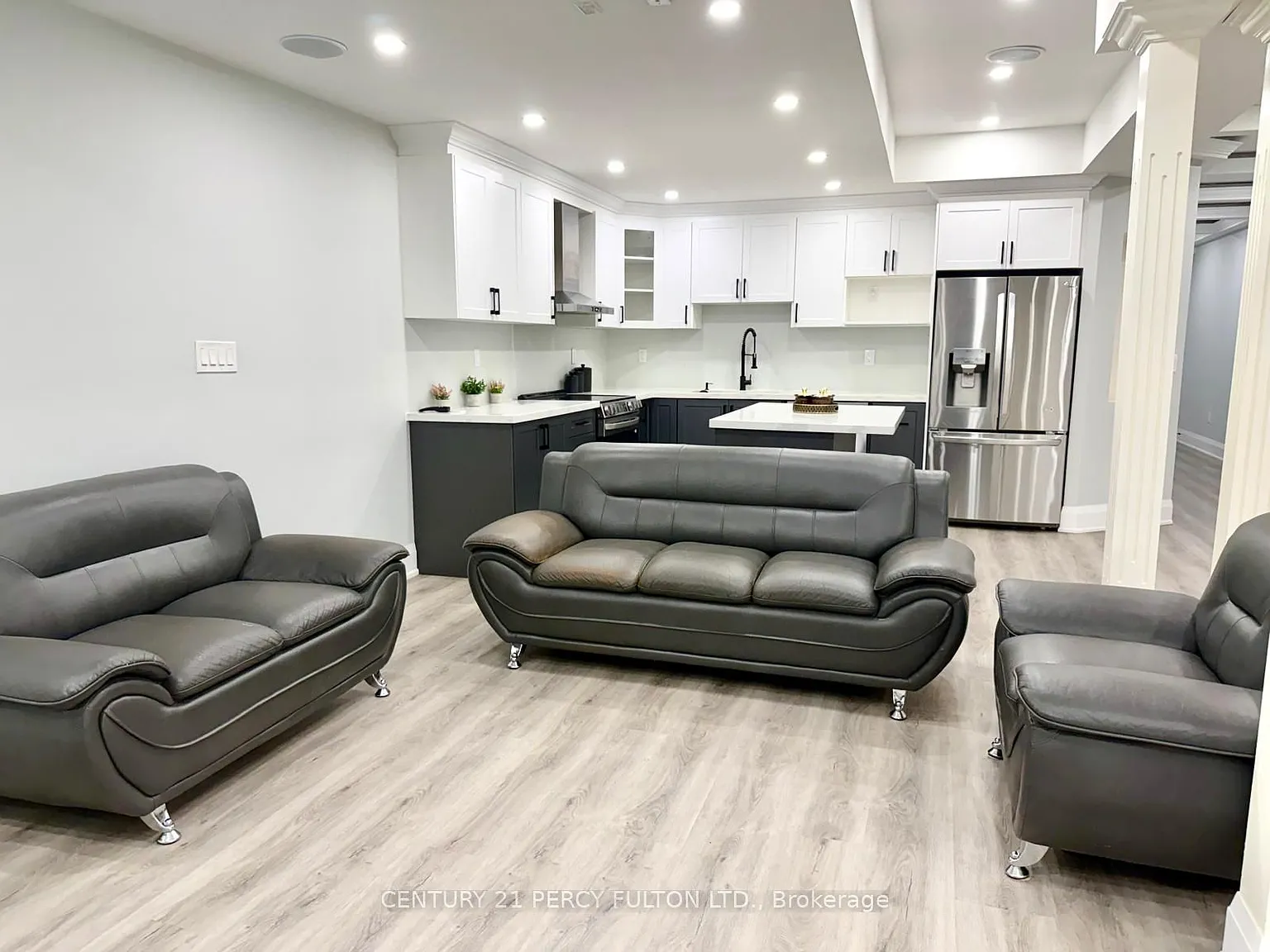 3 bed, $2,250 — Photo 4