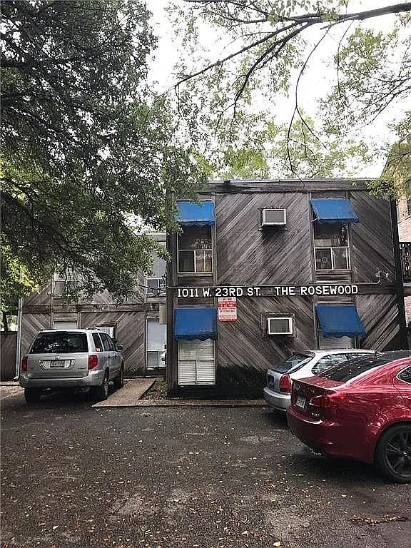 1011 W 23rd St — Photo 3