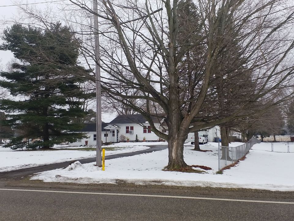 2nd image of 8906 B Dr N