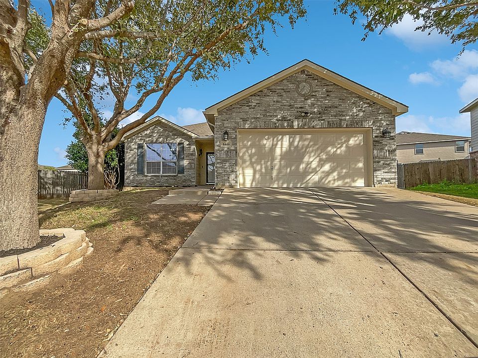 1st image of 8400 Star Thistle Dr