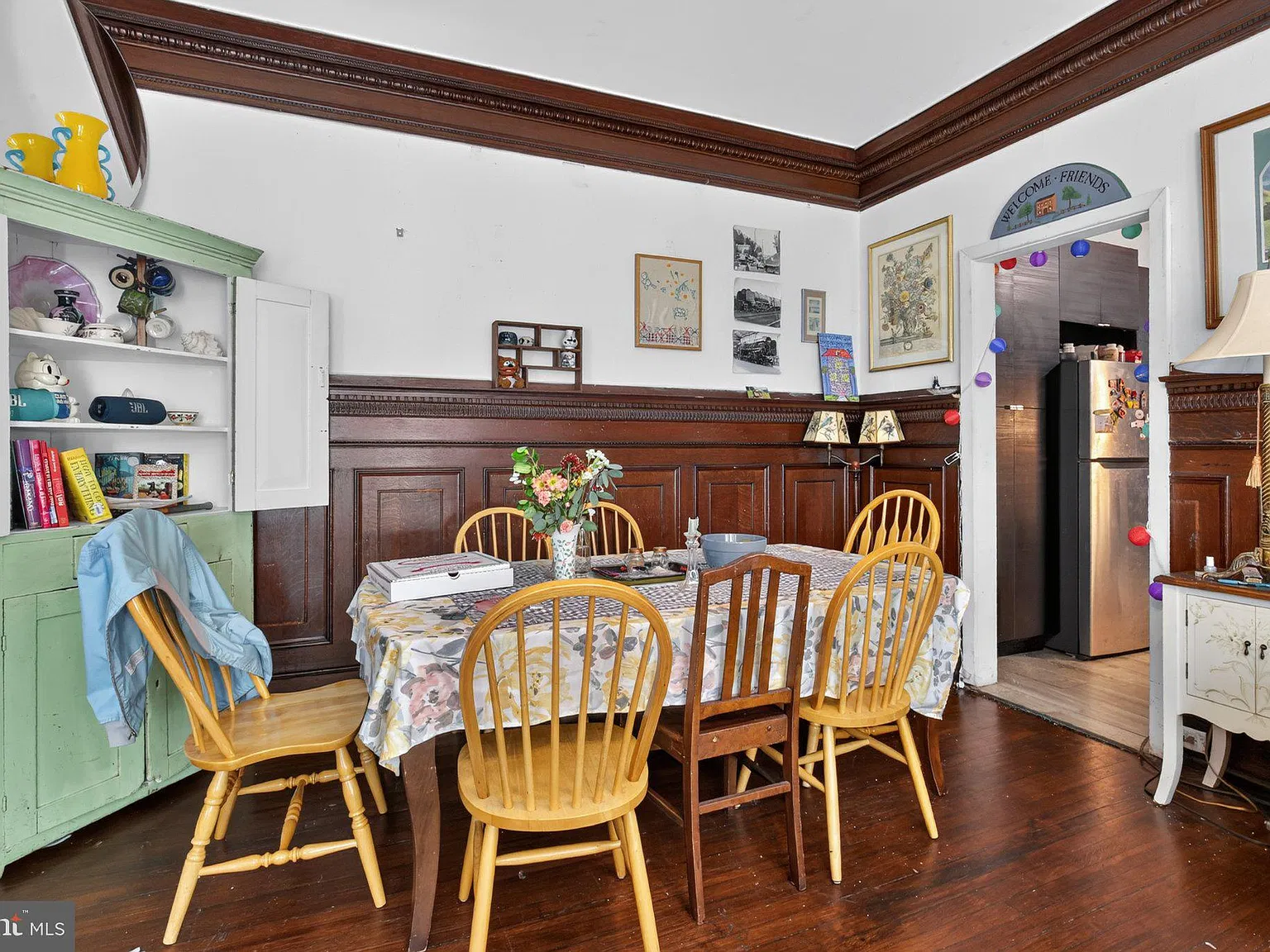 7 bed, 3.0 bath, 3500 sqft, $6,500 — Photo 3