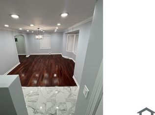 9915 S Yates Blvd, Chicago, IL 60617