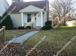1705 Marine St, South Bend, IN 46613
