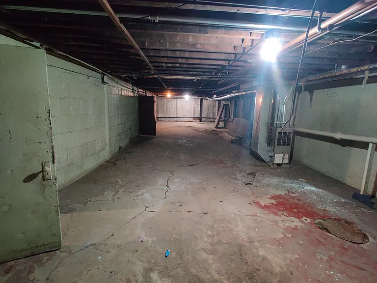 5520 W North Ave — Photo 27
