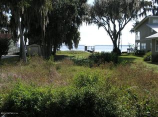 SE County Road 21b, Melrose, FL 32666