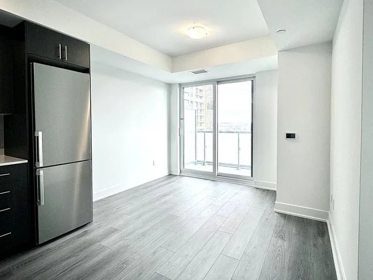 2545 Simcoe St N #2019 — Photo 2