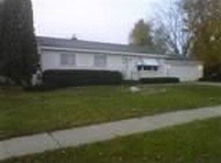 1058 Three Mile Rd NW, Grand Rapids, MI 49544