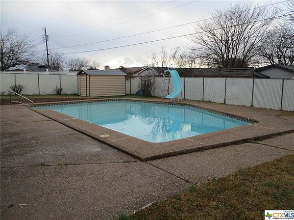 4th image of 613 N 19th St