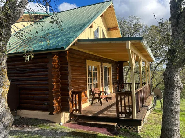 16715 Golden Arrow Dr, Cottonwood, CA 96022