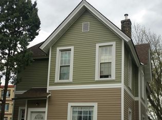 949 26th Ave NE #1, Minneapolis, MN 55418
