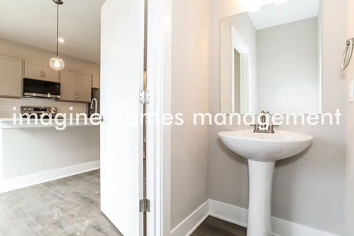 651 William Howard Taft Rd — Photo 17