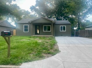 1009 S Christine St, Wichita, KS 67218