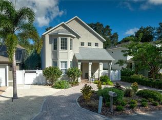 2159 Hawthorne St, Sarasota, FL 34239