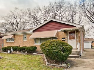 16352 Dobson Ave, South Holland, IL 60473