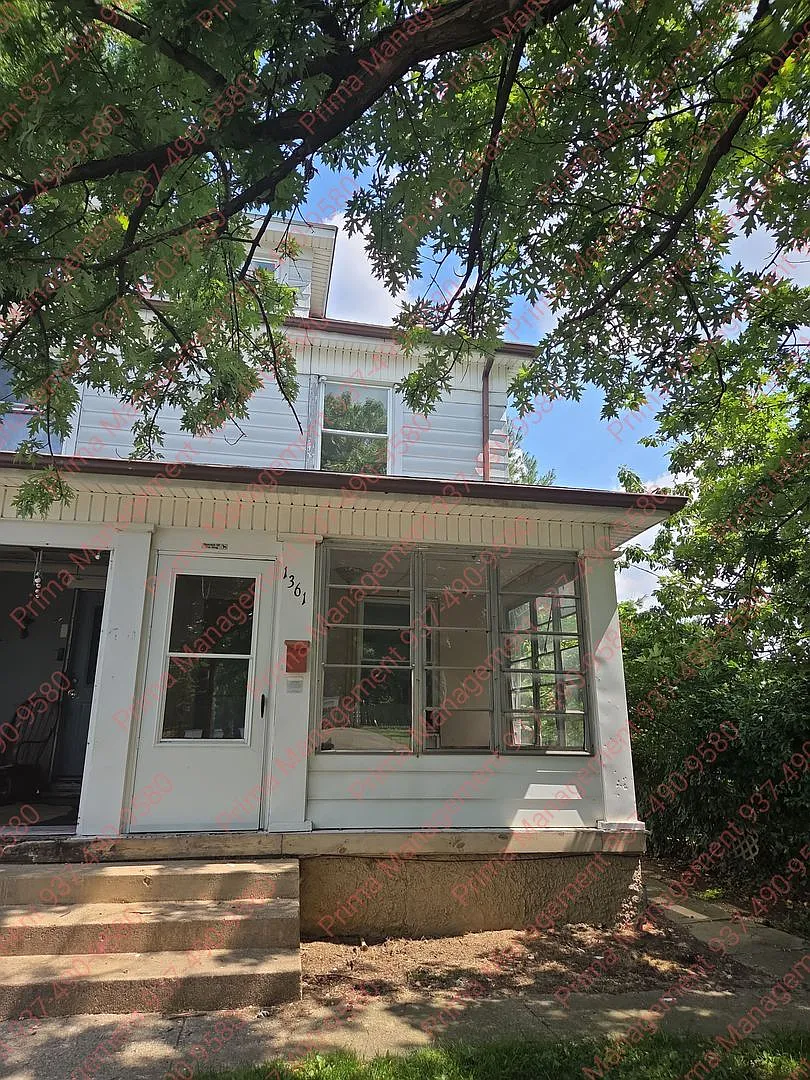 1359-1361 Jordan Ave — Photo 1
