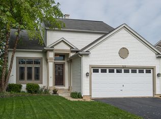 424 Knoll Crest Dr, Bartlett, IL