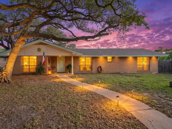 1414 Dana Dr, Rockport, TX 78382