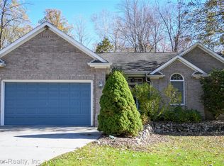 700 Allen Rd, Kimball, MI 48074