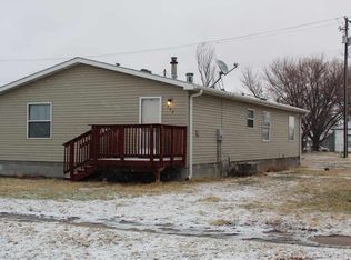 202 Kelsey St, Gibbon, NE 68840