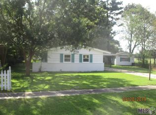 9797 Foster Rd, Baton Rouge, LA 70811